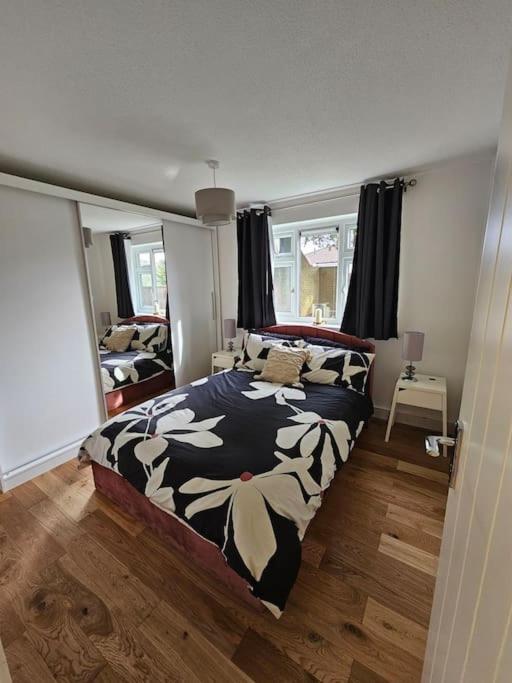 Comfortable Two Bedroom Flat Brighton Exterior foto