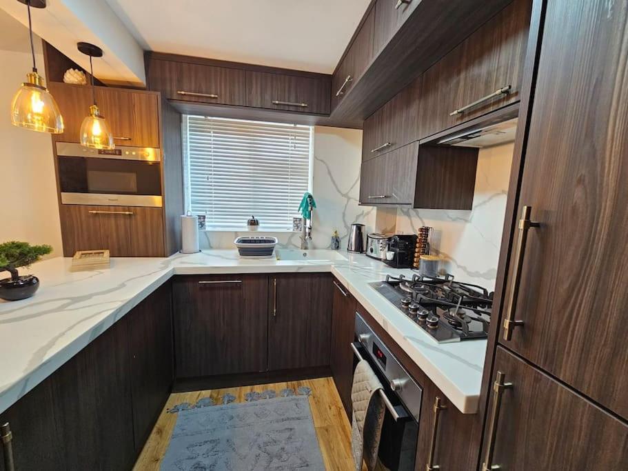 Comfortable Two Bedroom Flat Brighton Exterior foto